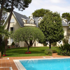 Villa-en-ardoises-Cote-dAzur-17